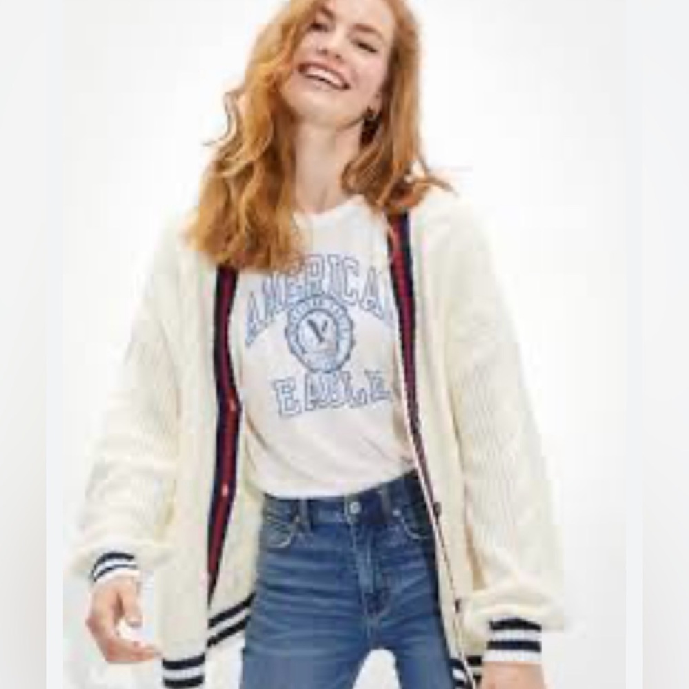 American‎ Eagle Oversized Cable Knit Button-Up Cardigan